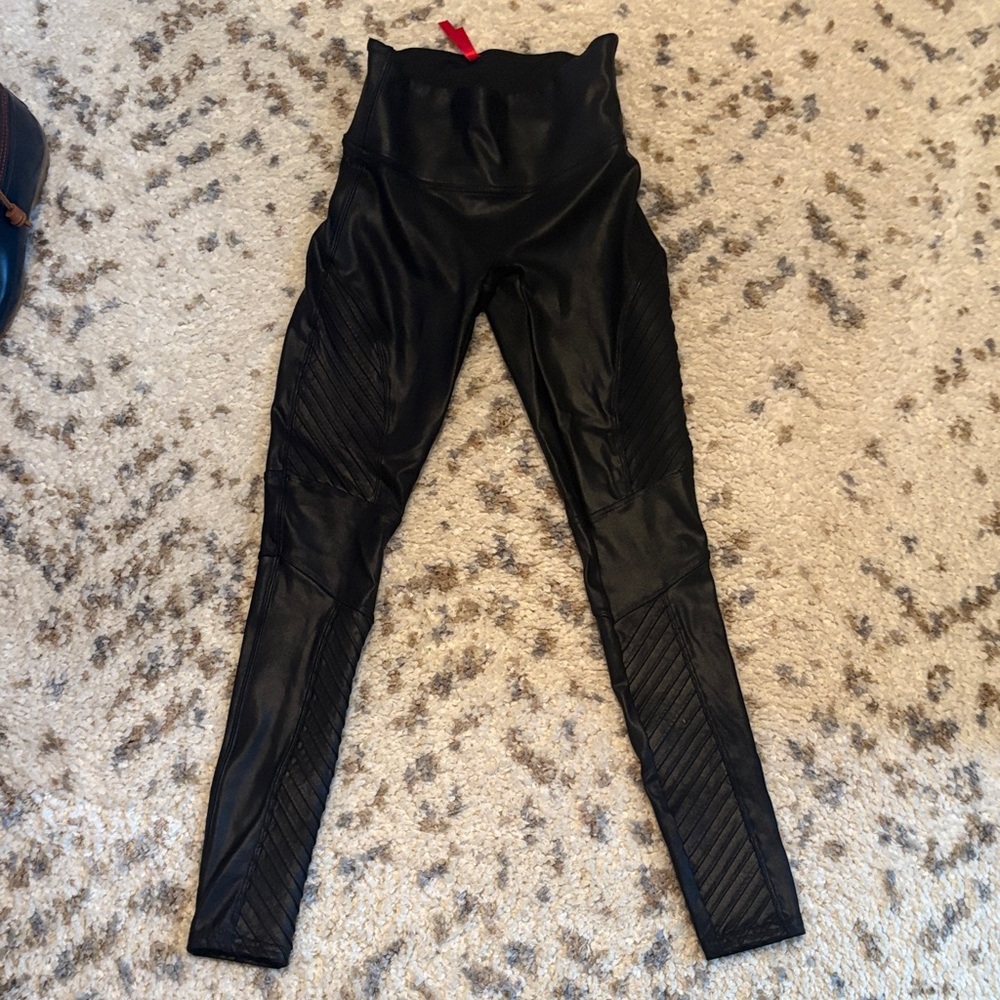 SPANX Black Shaping Leggings